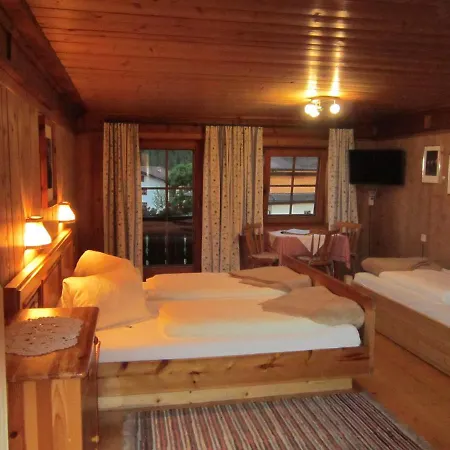 Hansenhof Farm stay *